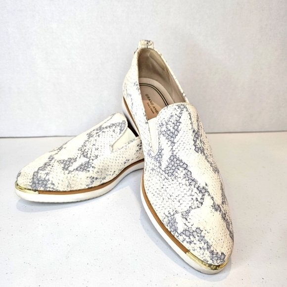 Cole Haan Grand Ambition Loafers Women's Size 6 Gray Snake Skin Print Slip On - Picture 1 of 11